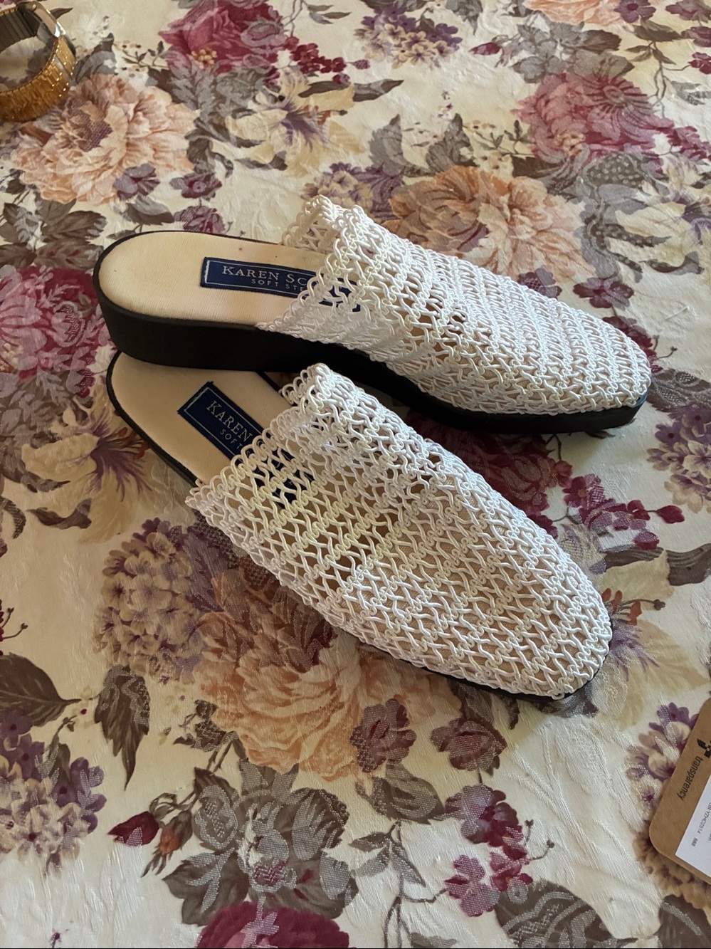 Karen Scott Shoreline Woven Sandals Mules Flats White Textured Comfy Size 6